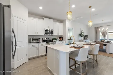 2704 Berryhill Road Green Cove Springs FL 32043