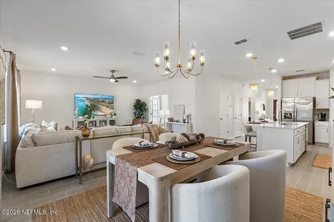 2704 Berryhill Road Green Cove Springs FL 32043