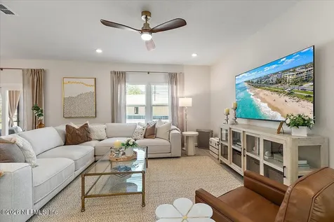 2704 Berryhill Road Green Cove Springs FL 32043
