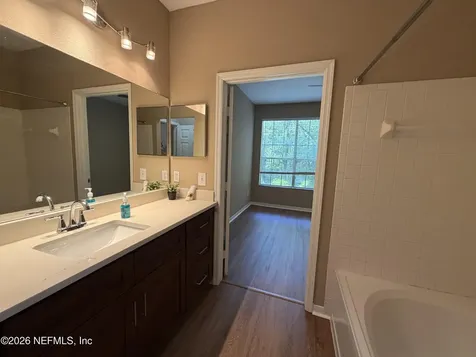 13703 Richmond Park Drive N Jacksonville FL 32224