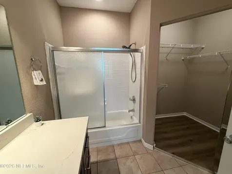 13703 Richmond Park Drive N Jacksonville FL 32224