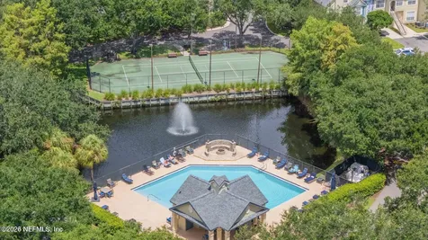 13703 Richmond Park Drive N Jacksonville FL 32224