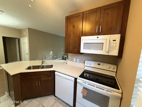 13703 Richmond Park Drive N Jacksonville FL 32224