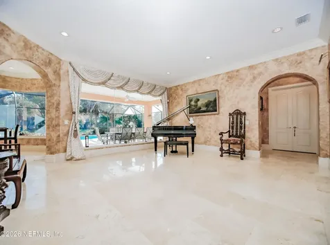 1326 Charter Court E Jacksonville FL 32225