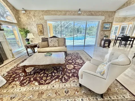 1326 Charter Court E Jacksonville FL 32225