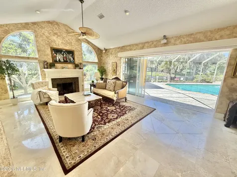 1326 Charter Court E Jacksonville FL 32225