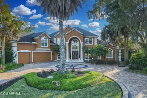 1326 Charter Court E Jacksonville FL 32225