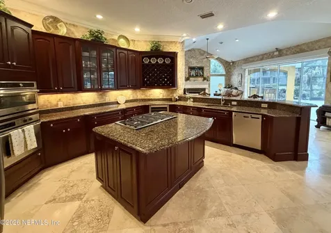1326 Charter Court E Jacksonville FL 32225