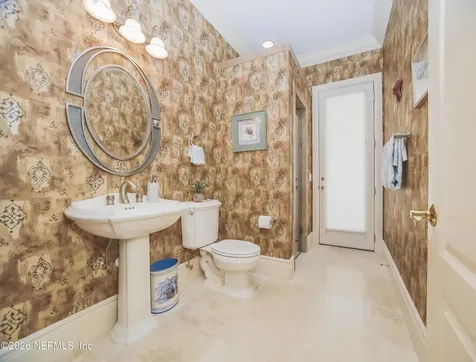 1326 Charter Court E Jacksonville FL 32225