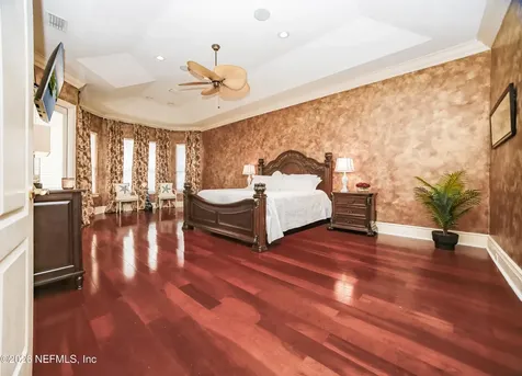 1326 Charter Court E Jacksonville FL 32225