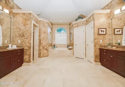 1326 Charter Court E Jacksonville FL 32225