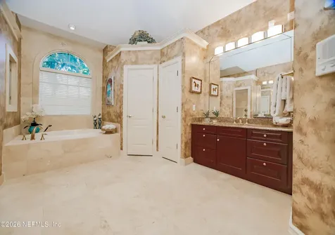 1326 Charter Court E Jacksonville FL 32225