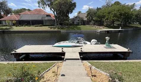 1326 Charter Court E Jacksonville FL 32225