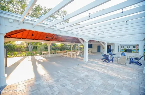 1326 Charter Court E Jacksonville FL 32225