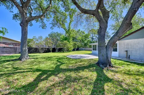582 Aquatic Drive Atlantic Beach FL 32233