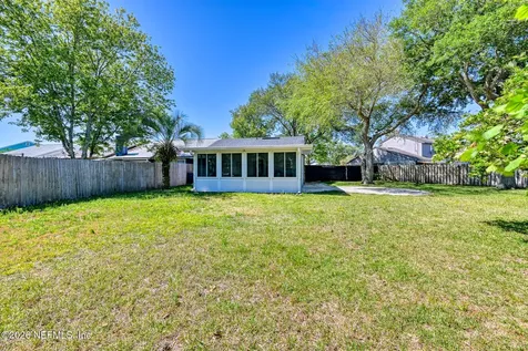 582 Aquatic Drive Atlantic Beach FL 32233