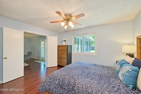 582 Aquatic Drive Atlantic Beach FL 32233