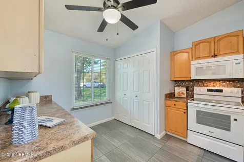 582 Aquatic Drive Atlantic Beach FL 32233