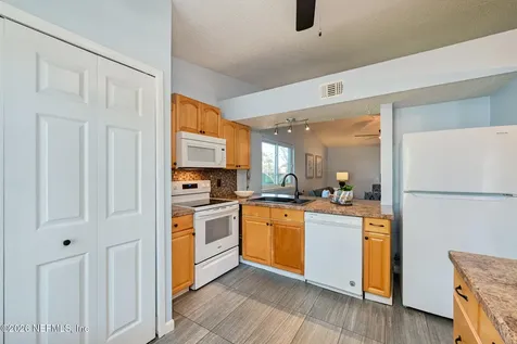 582 Aquatic Drive Atlantic Beach FL 32233