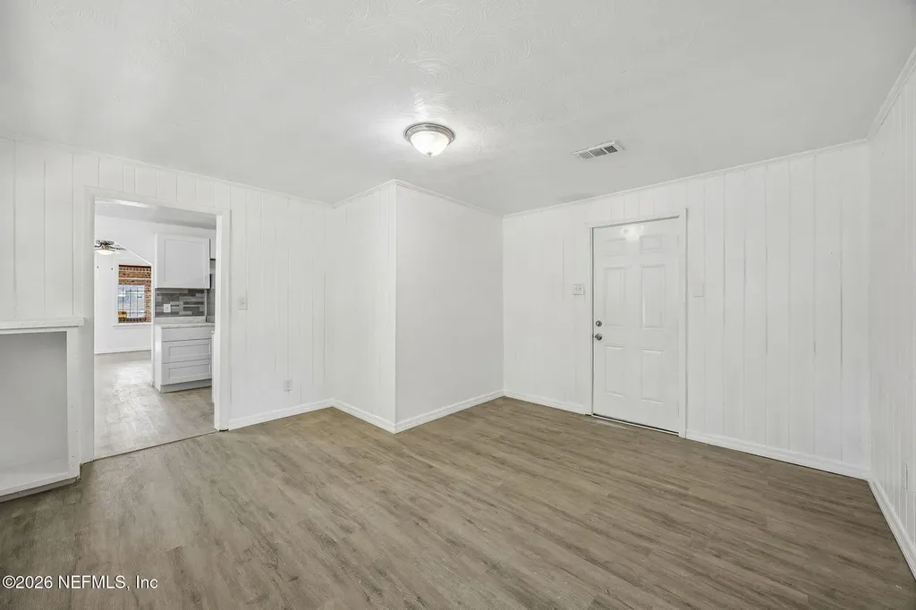 3304 Division Street Jacksonville FL 32209