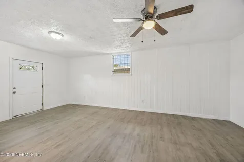 3304 Division Street Jacksonville FL 32209