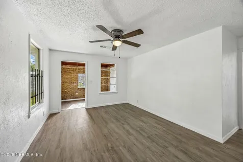 3304 Division Street Jacksonville FL 32209