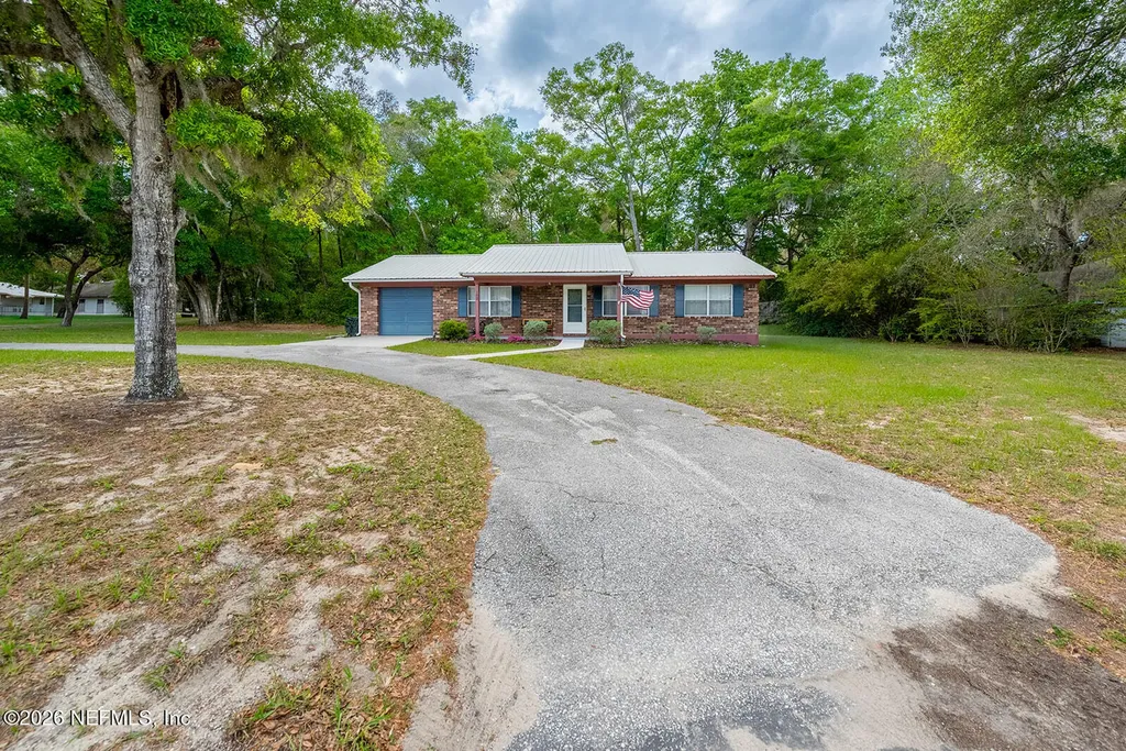 102 Swans Nest Circle Melrose FL 32666