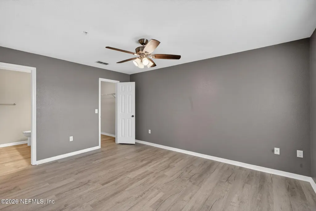 7800 Point Meadows Drive Jacksonville FL 32256
