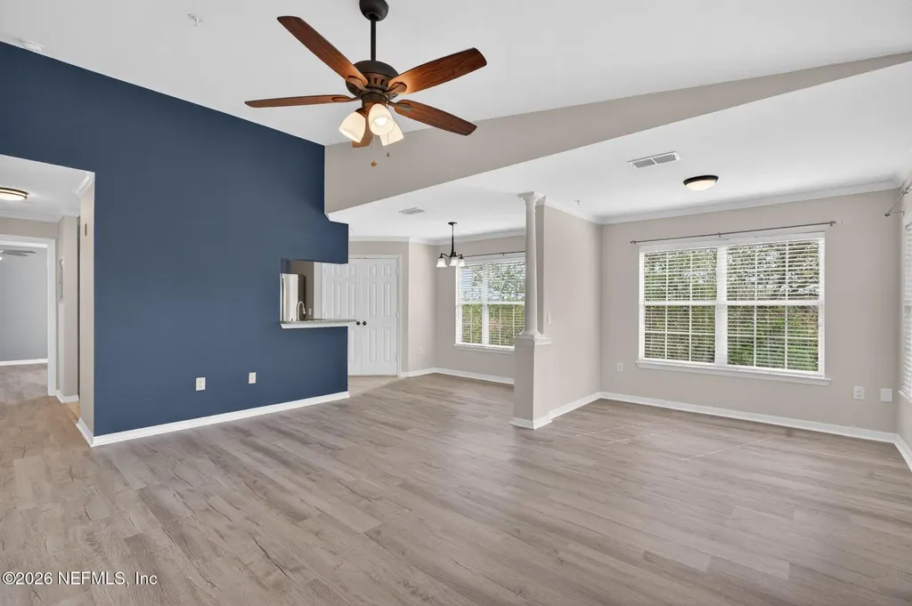 7800 Point Meadows Drive Jacksonville FL 32256