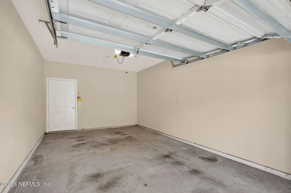 7800 Point Meadows Drive Jacksonville FL 32256