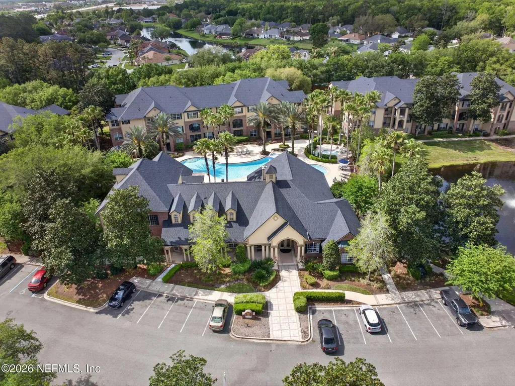 7800 Point Meadows Drive Jacksonville FL 32256
