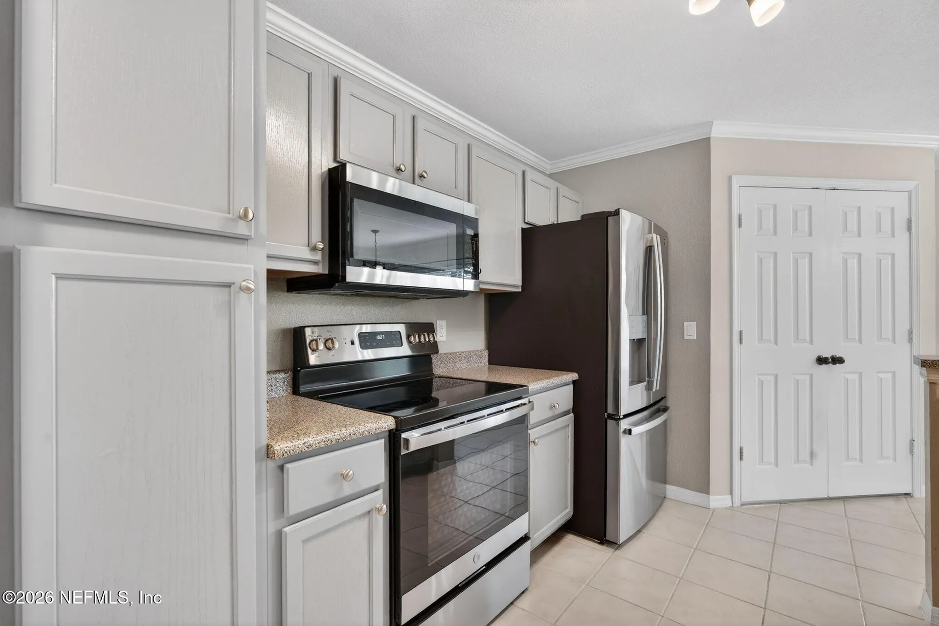 7800 Point Meadows Drive Jacksonville FL 32256