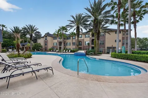 7800 Point Meadows Drive Jacksonville FL 32256