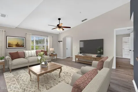 7800 Point Meadows Drive Jacksonville FL 32256