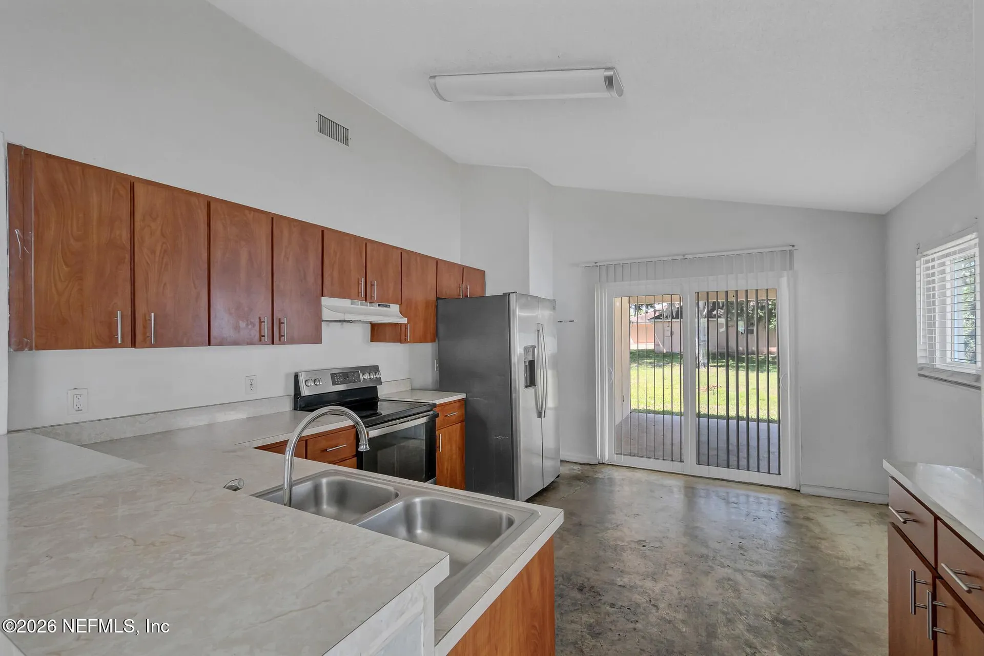 646 Whitehall Street Daytona Beach FL 32114