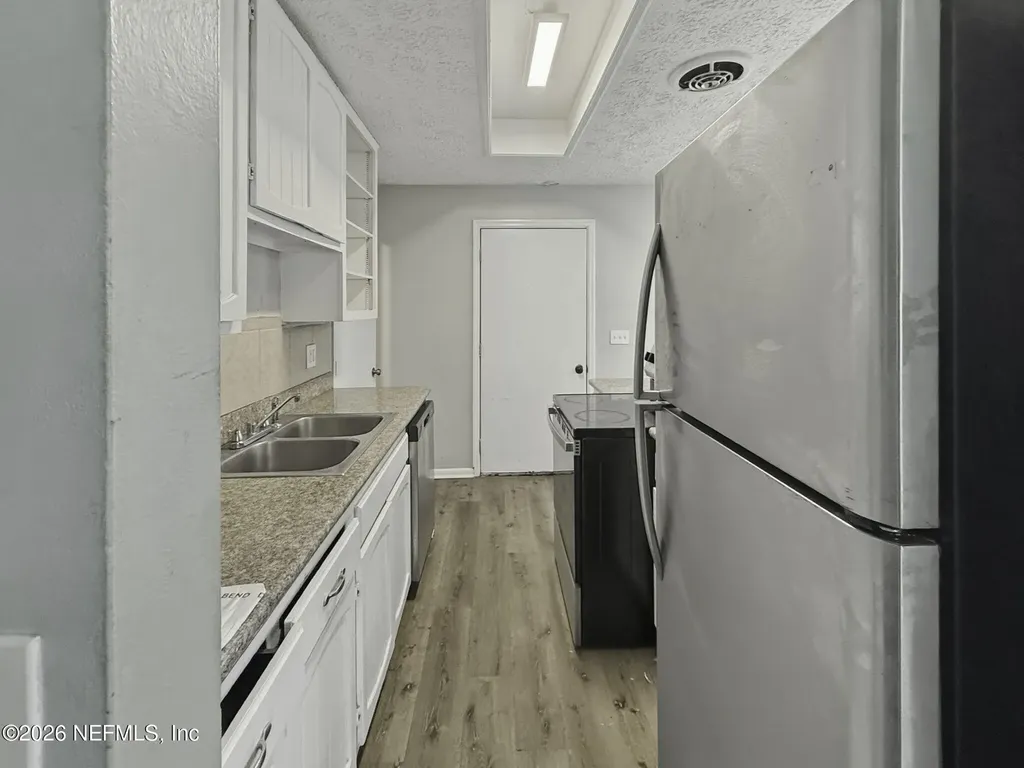 7632 Hillside Drive Jacksonville FL 32221