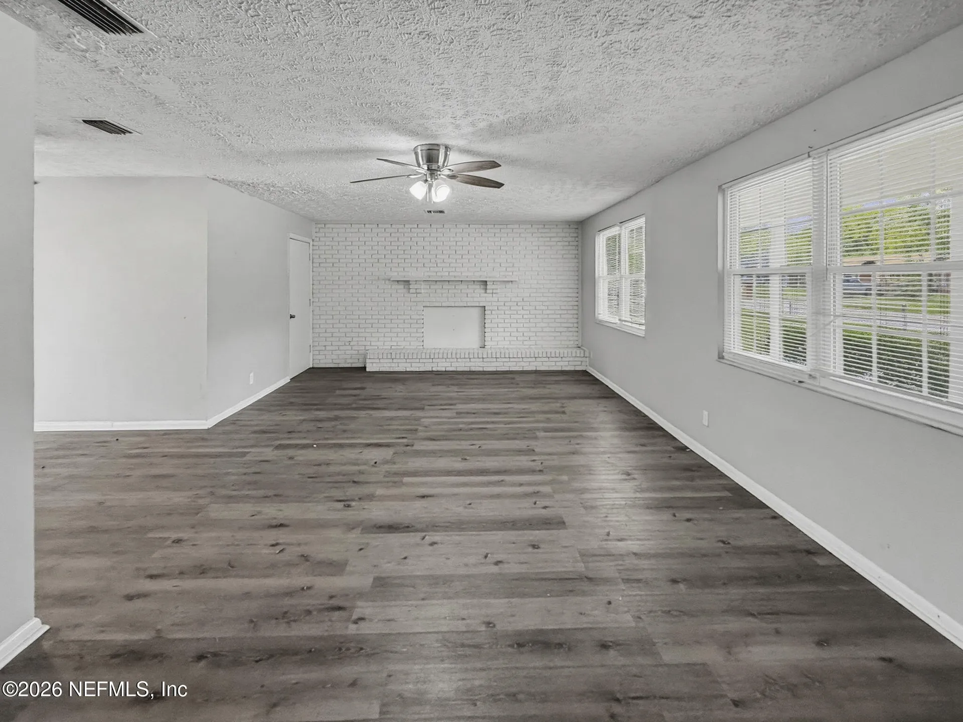 7632 Hillside Drive Jacksonville FL 32221