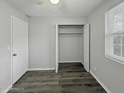 7632 Hillside Drive Jacksonville FL 32221
