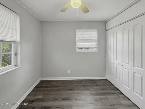7632 Hillside Drive Jacksonville FL 32221