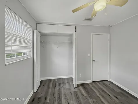 7632 Hillside Drive Jacksonville FL 32221