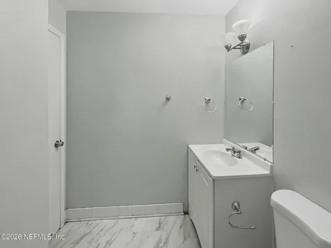 7632 Hillside Drive Jacksonville FL 32221