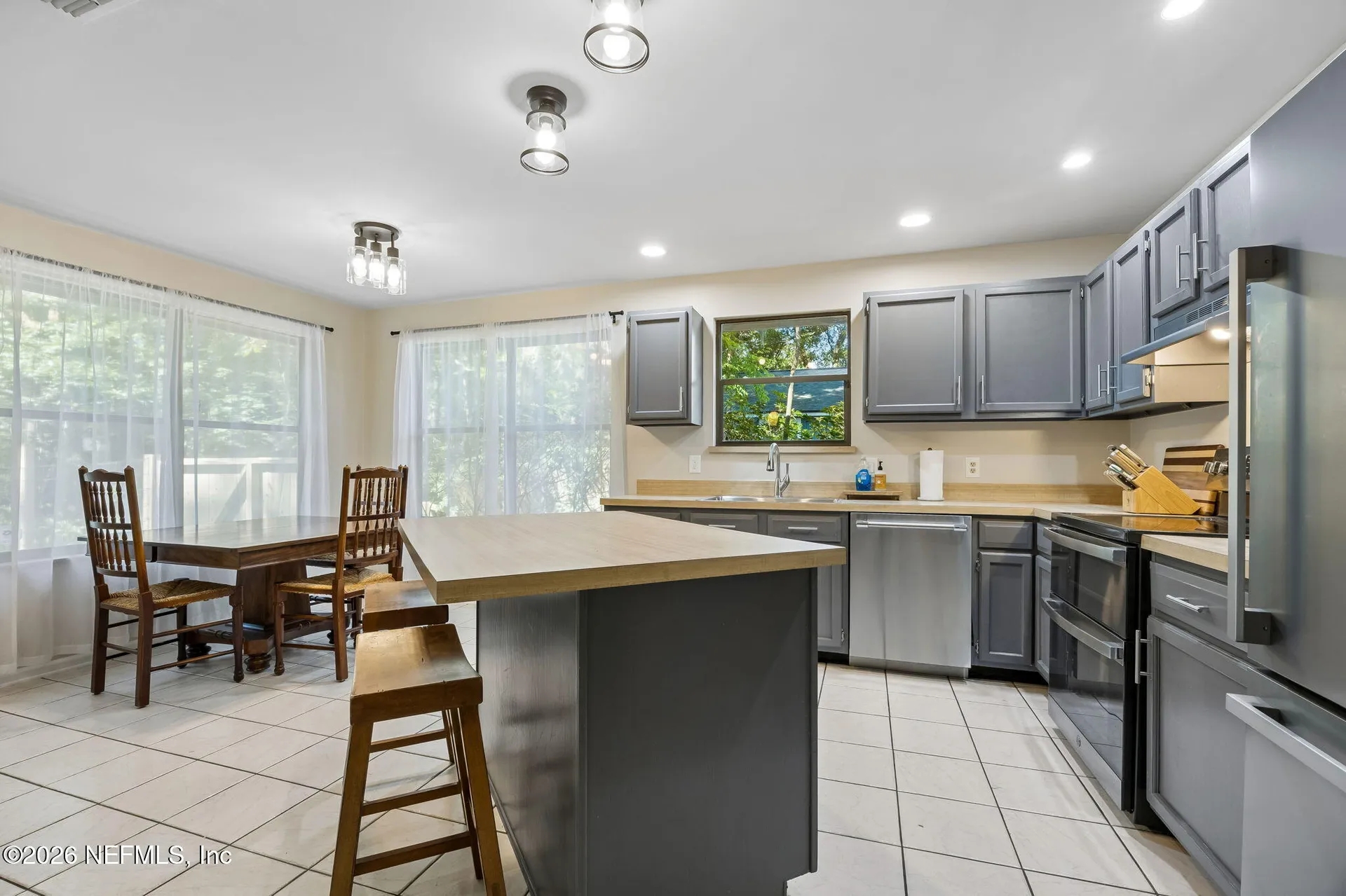 1476 Rivergate Drive Jacksonville FL 32223
