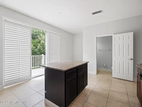 4472 Congressional Drive Jacksonville FL 32246
