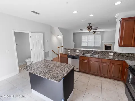 4472 Congressional Drive Jacksonville FL 32246