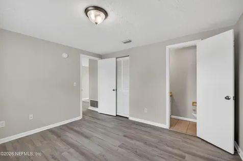 726 Perryman Lane W Jacksonville FL 32221