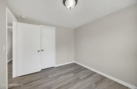 726 Perryman Lane W Jacksonville FL 32221