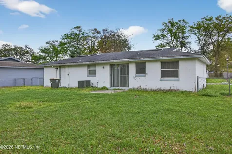726 Perryman Lane W Jacksonville FL 32221