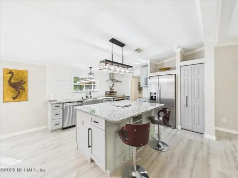 1038 Coral Farms Road Florahome FL 32140
