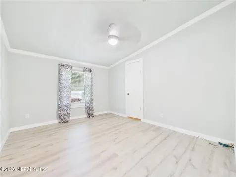 1038 Coral Farms Road Florahome FL 32140