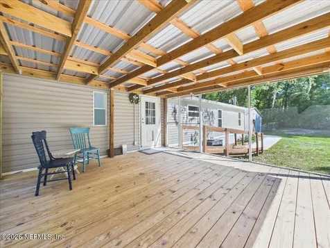 1038 Coral Farms Road Florahome FL 32140